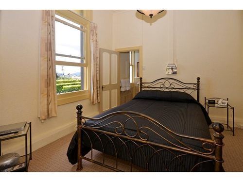 Hotel Manor Views Nz 4*